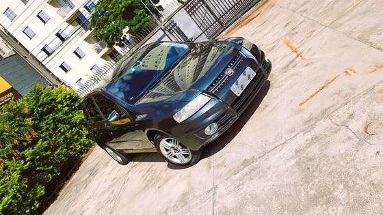 FIAT STILO 1.8 MPI 8V FLEX 4P AUTOMATIZADO FIAT STILO 1.8 MPI 8V FLEX 4P AUTOMATIZADO